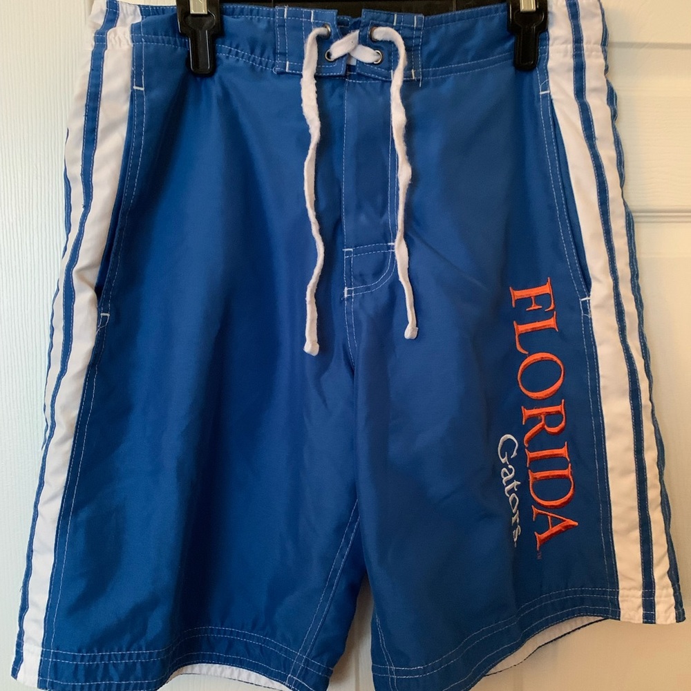 Men’s shorts/ trunks